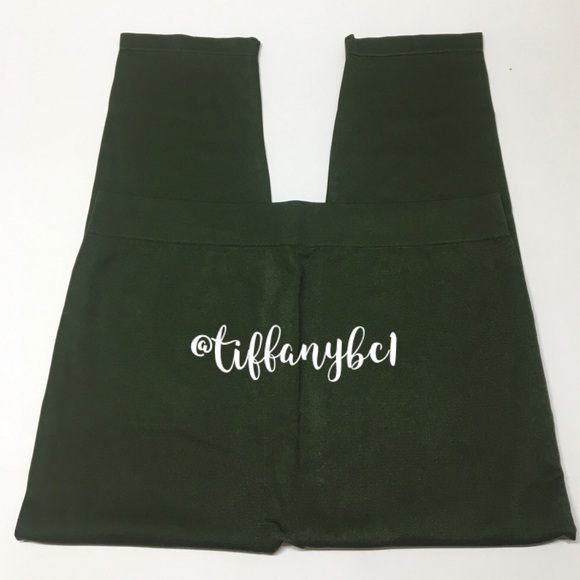 🆕 Plus Size Buttery Soft Seamless Leggings - Picture 5 of 10